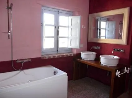 L' Antica Casa *